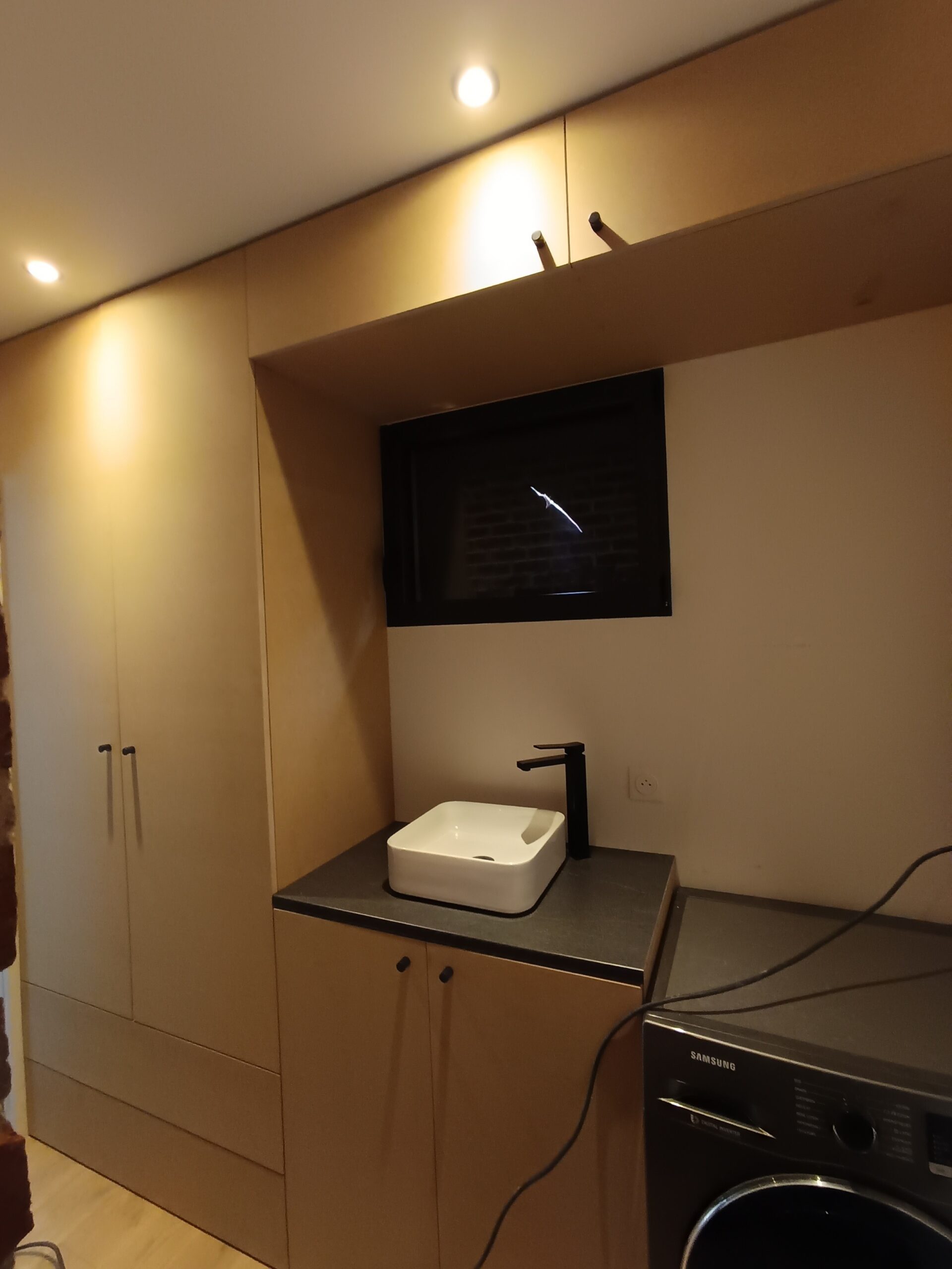 Meuble et rangement sur mesure réalisés par PML Menuiserie